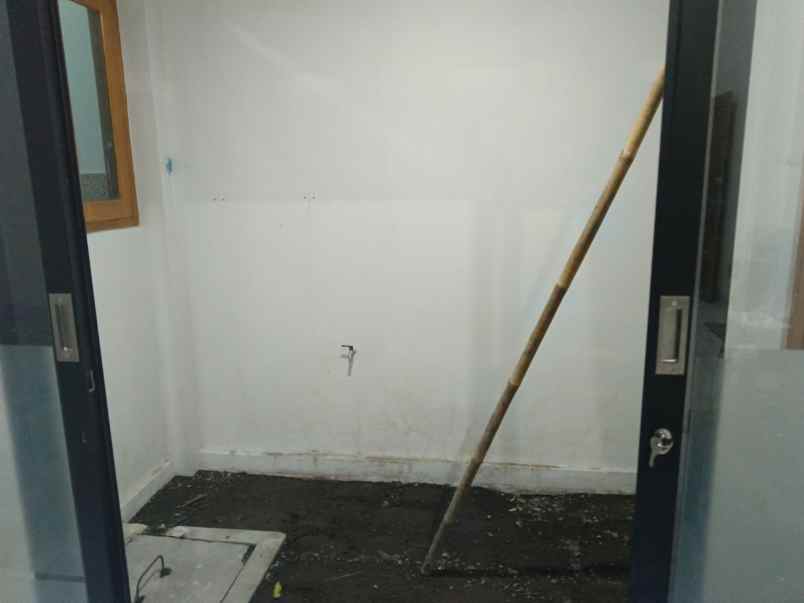 dijual rumah selomartani