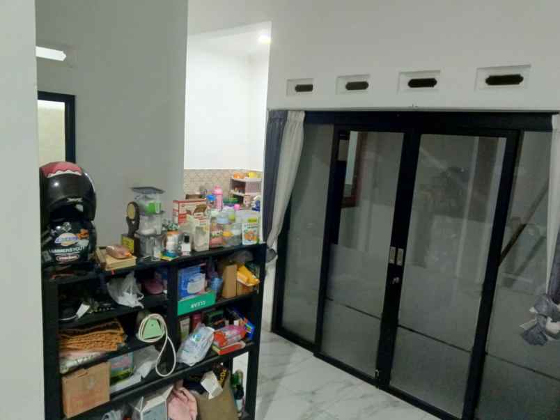 dijual rumah selomartani