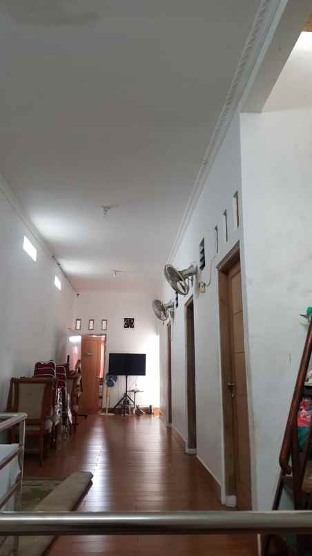 dijual rumah senayan