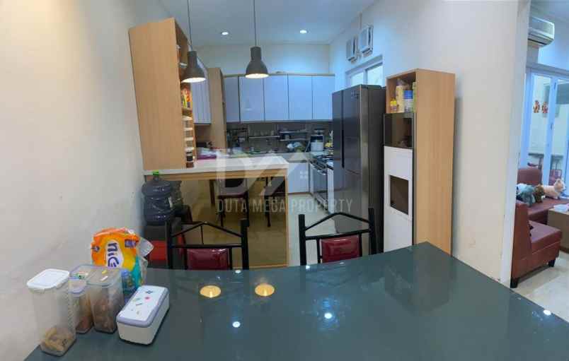 dijual rumah serpong park