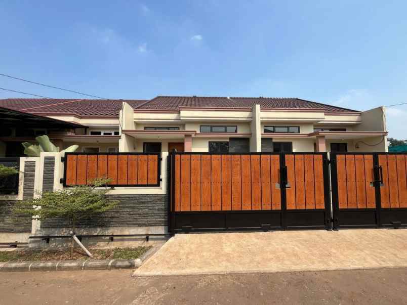 dijual rumah serua indah ciputat