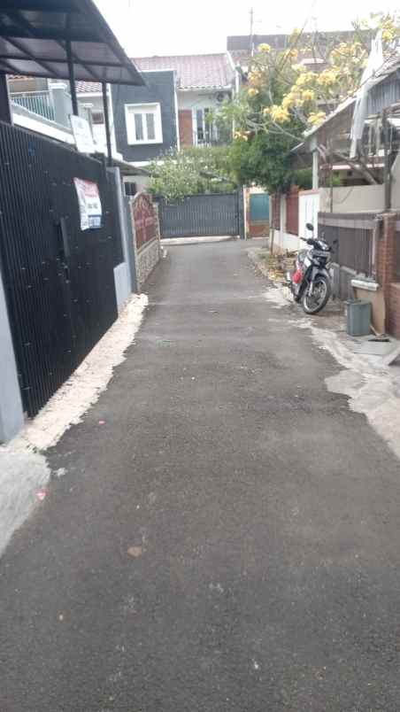 dijual rumah siap huni area tebet barat jak sel