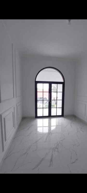 dijual rumah siap huni di cibubur ciracas jaktim