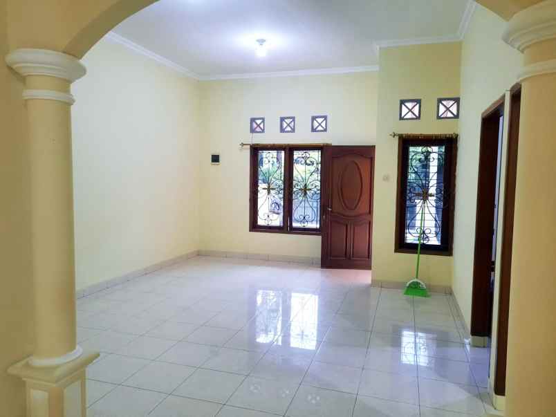 dijual rumah siap huni di duta bintaro cluster sanur