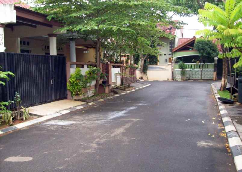 dijual rumah siap huni di duta bintaro cluster sanur