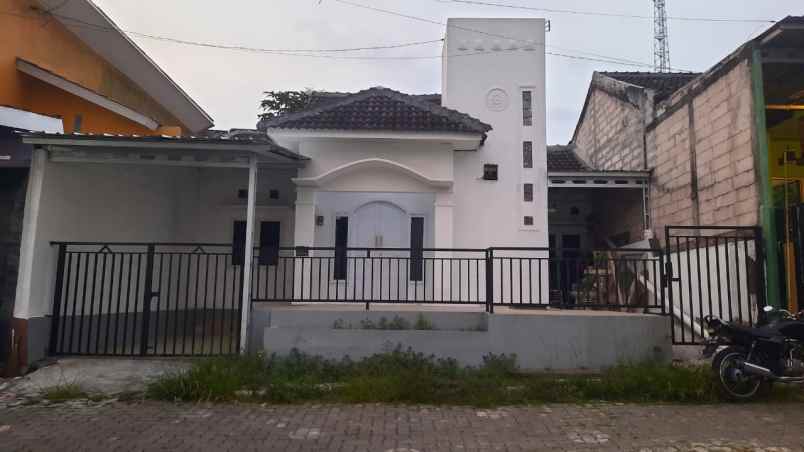 dijual rumah siap huni di p4a pudak payung