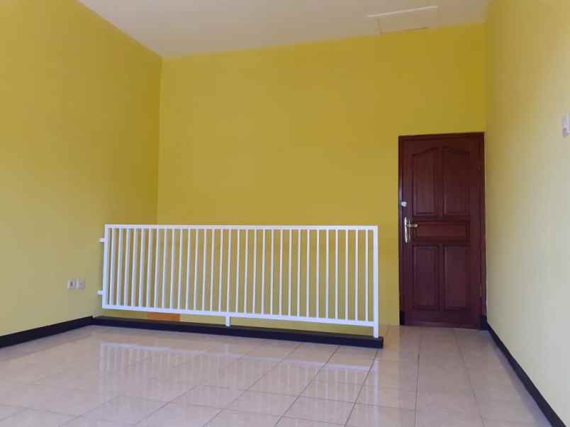 dijual rumah siap huni lokasi asrikaton indah pakis