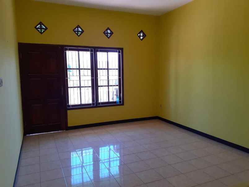 dijual rumah siap huni lokasi asrikaton indah pakis