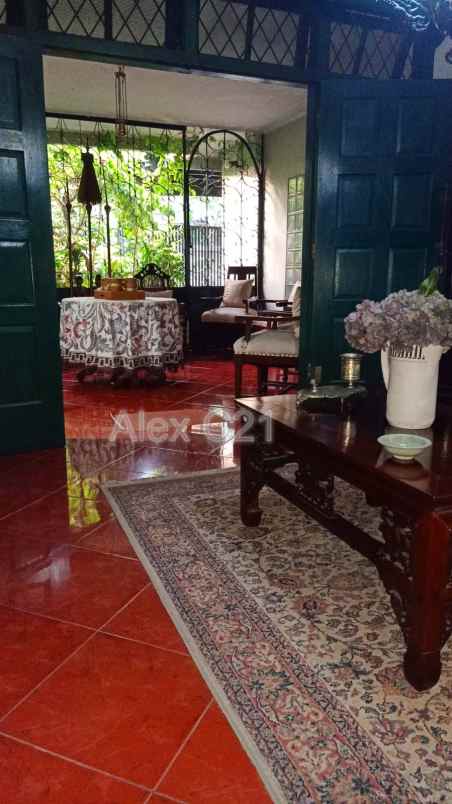 dijual rumah sindanglaya menteng