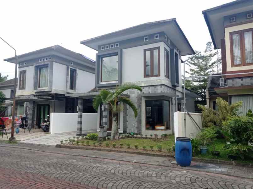 dijual rumah sinduarjo ngaglik sleman