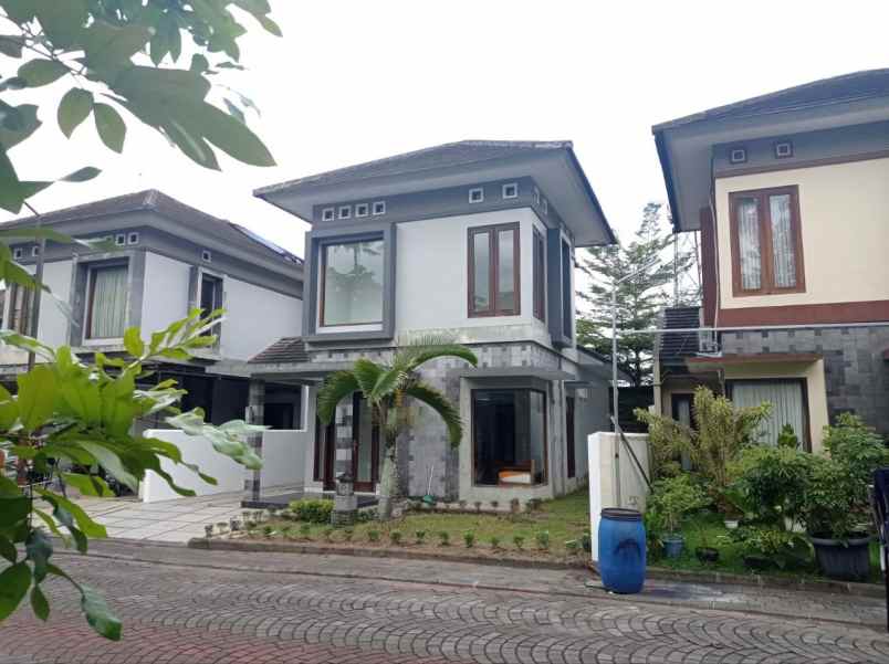 dijual rumah sinduarjo ngaglik sleman