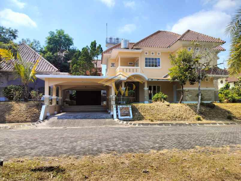 dijual rumah sinduharjo