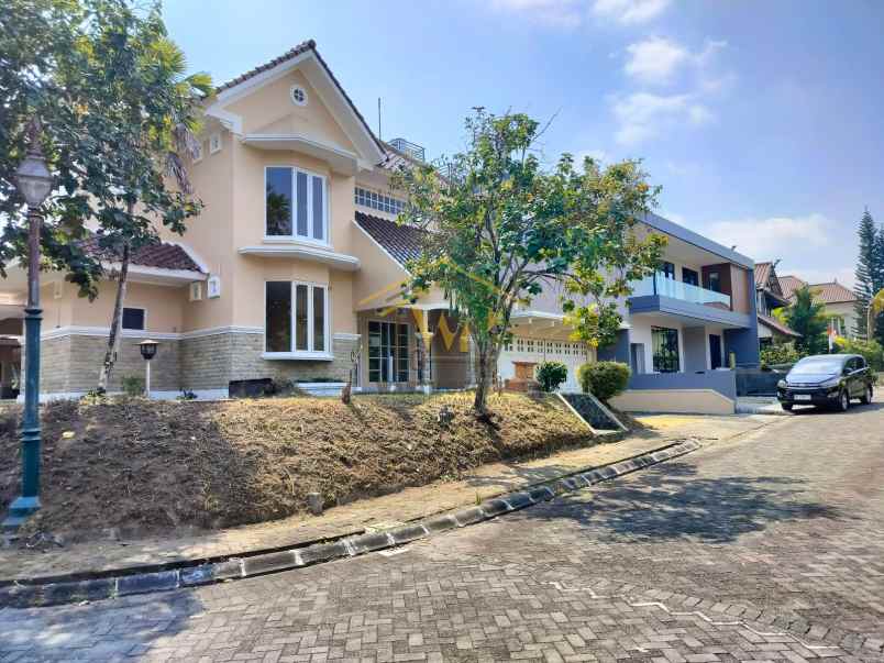 dijual rumah sinduharjo