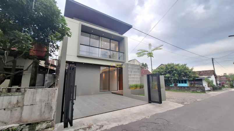 dijual rumah sinduharjo ngaglik sleman