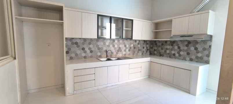 dijual rumah somerset citraland