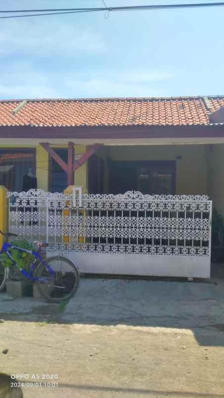 dijual rumah strategis