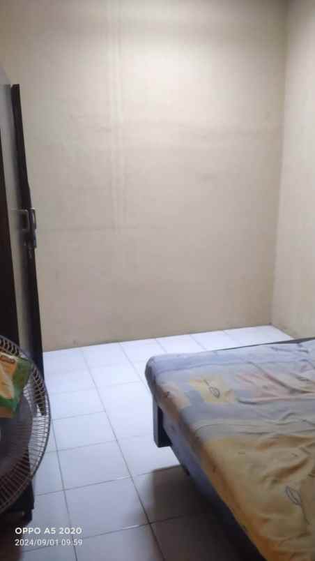 dijual rumah strategis