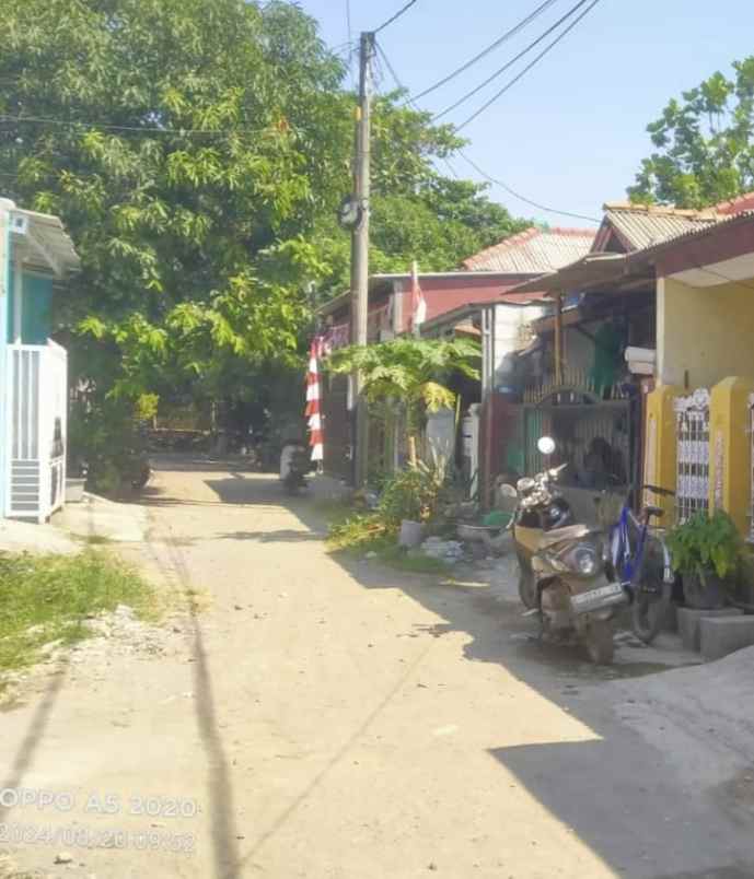 dijual rumah strategis