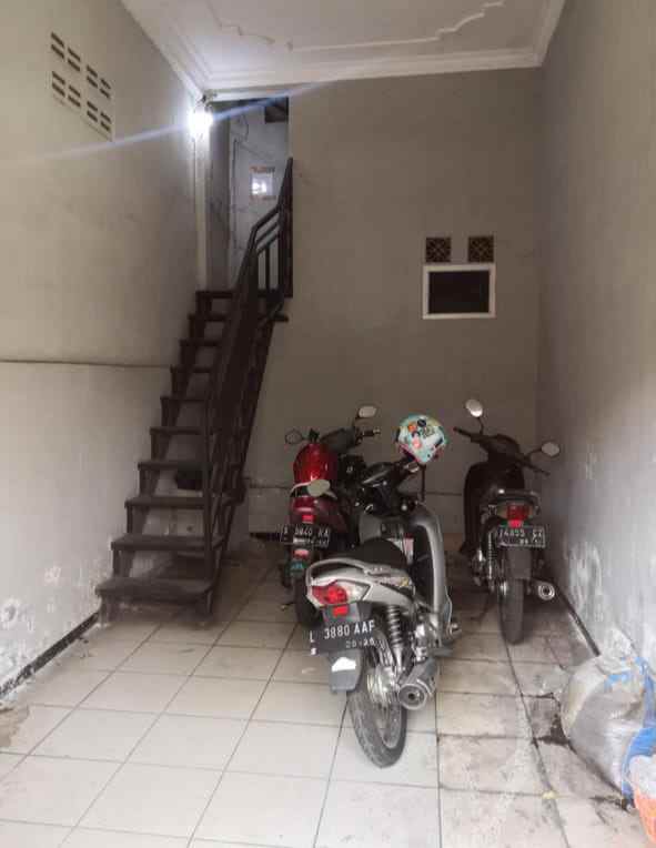 dijual rumah sudimoro sukarno hatta