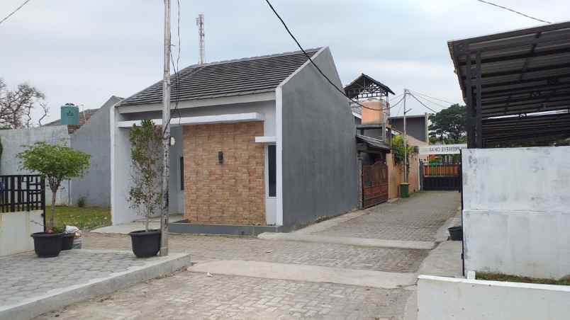 dijual rumah sukaraya karangbahagia