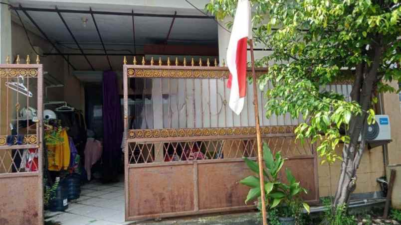 dijual rumah sukolilo dian regency 1