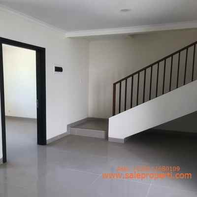 dijual rumah summarecon serpong