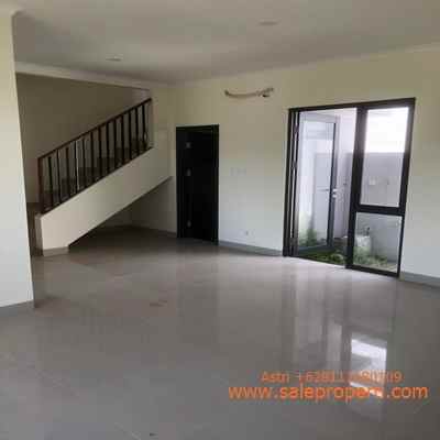 dijual rumah summarecon serpong