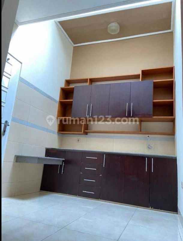 dijual rumah sunter mas