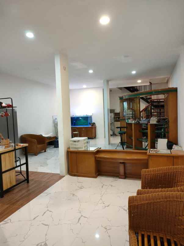 dijual rumah sunter metro