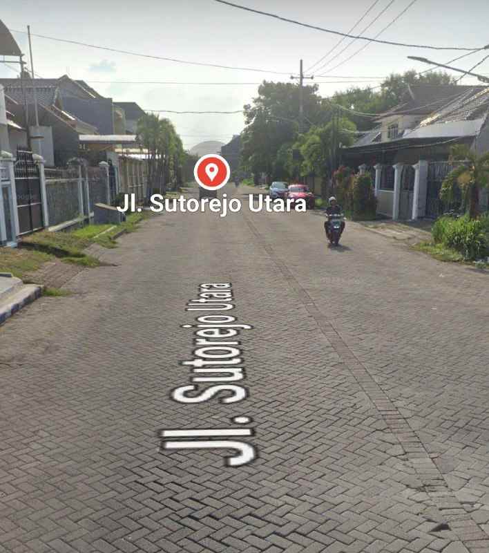 dijual rumah sutorejo utara