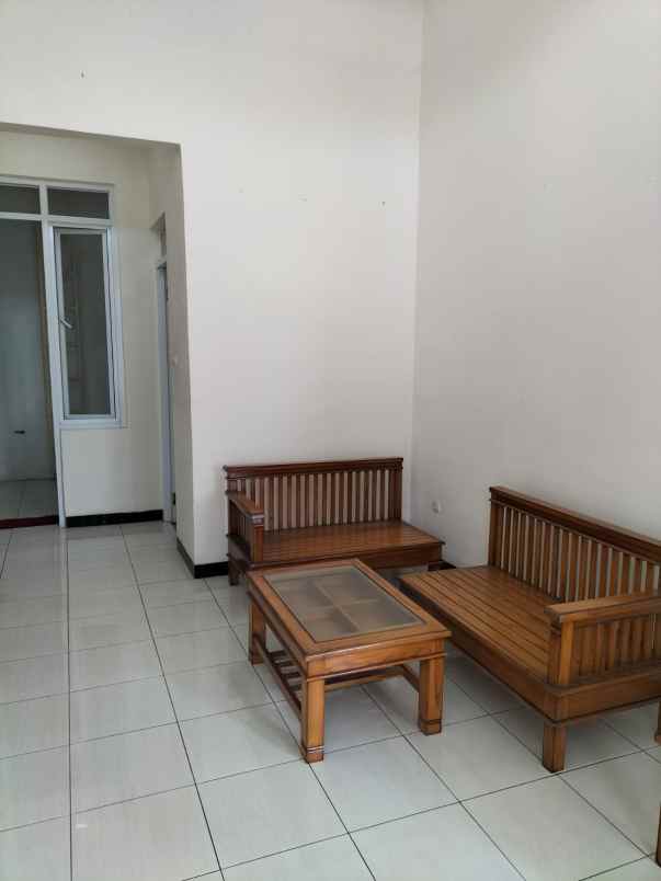 dijual rumah taman kopo indah margaasih