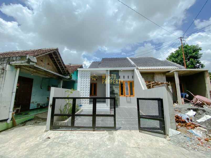 dijual rumah tamanmartani