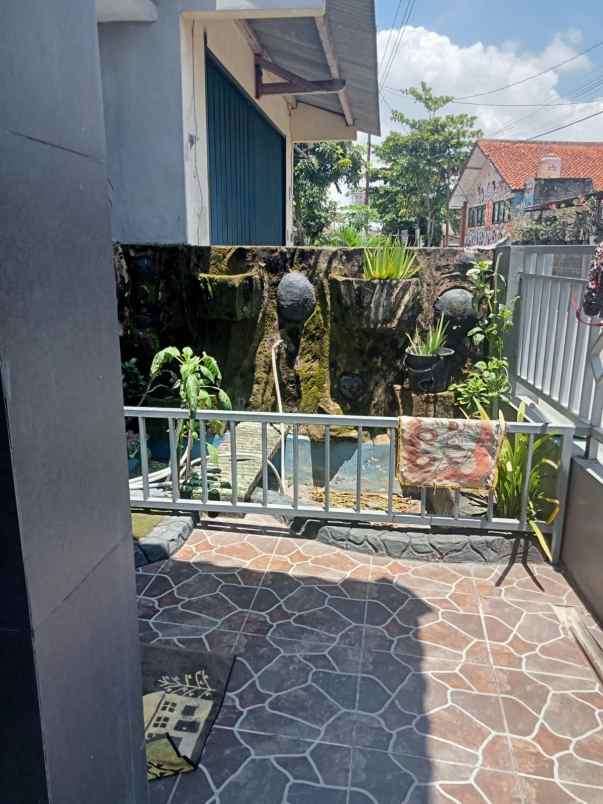 dijual rumah tamanmartani kalasan