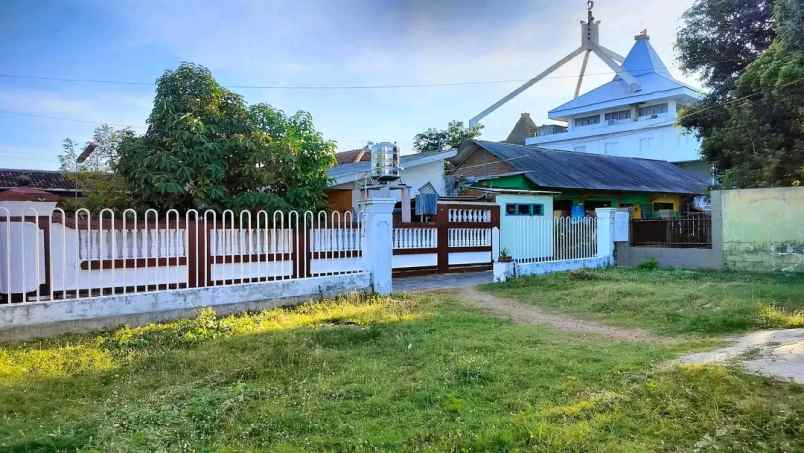 dijual rumah tanah banyuwangi kota