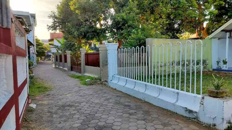 dijual rumah tanah banyuwangi kota