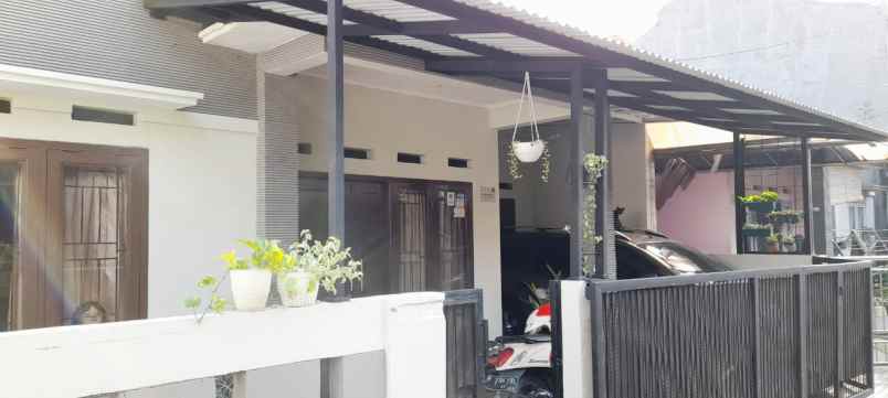 dijual rumah tanah baru kec beji kota