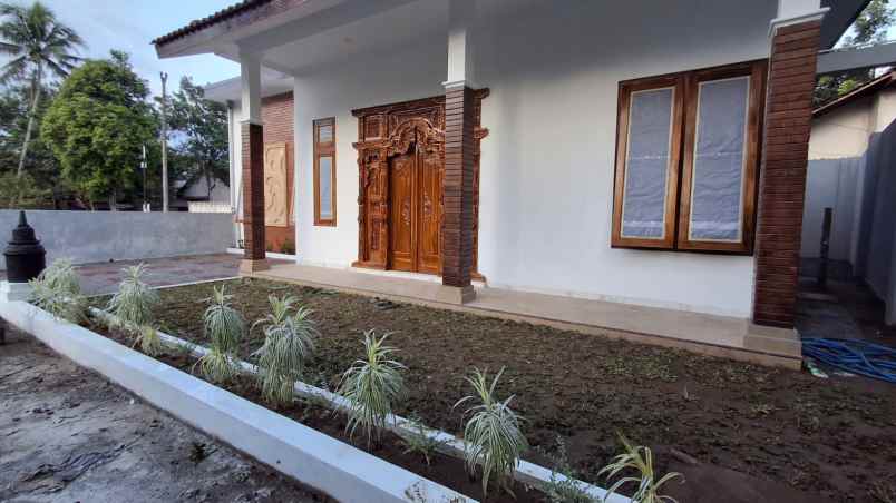 dijual rumah tegalarum borobudur
