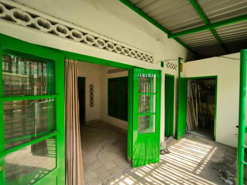 dijual rumah tembok dukuh pusat kota surabaya