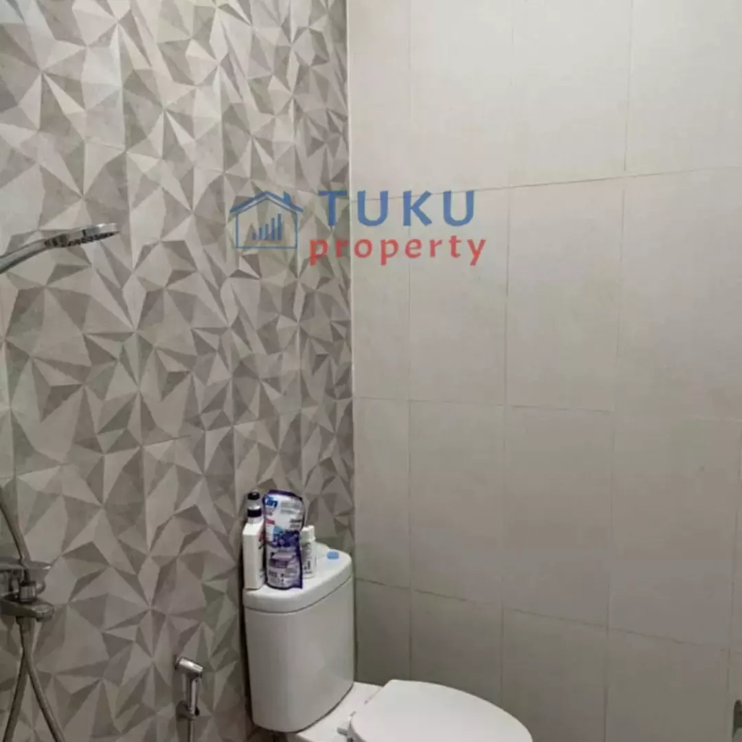 dijual rumah terawat di cipedak jagakarsa