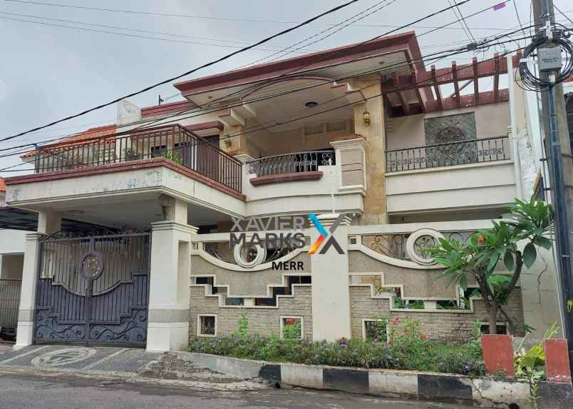 dijual rumah terawat siap huni nginden intan barat