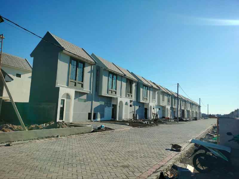 dijual rumah the anvaya juanda