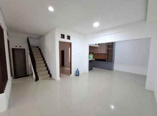 dijual rumah the gayungsari