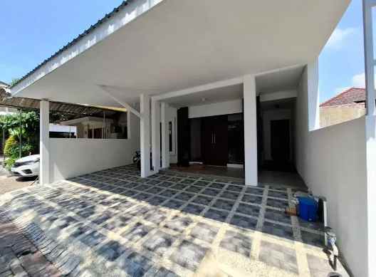 dijual rumah the gayungsari