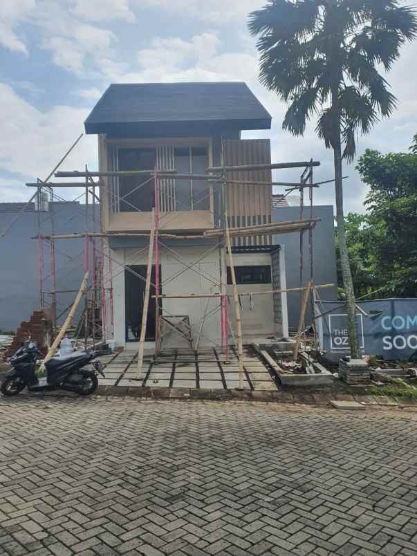 dijual rumah the oz residence