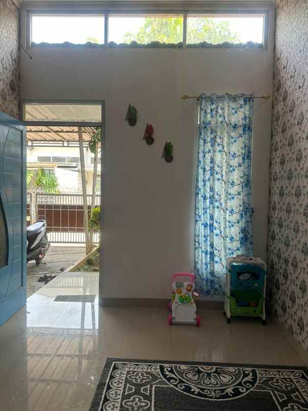 dijual rumah tiara asri residence jl