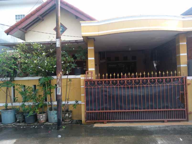 dijual rumah titian indah summarecon