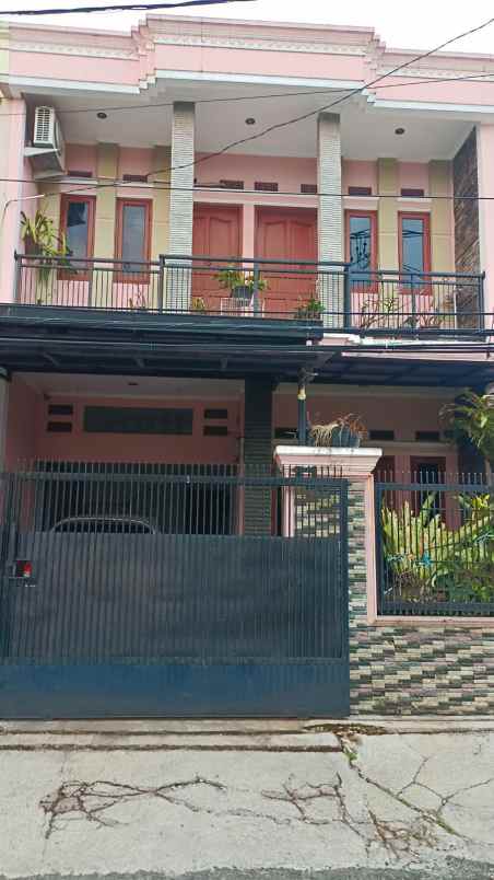 dijual rumah turangga