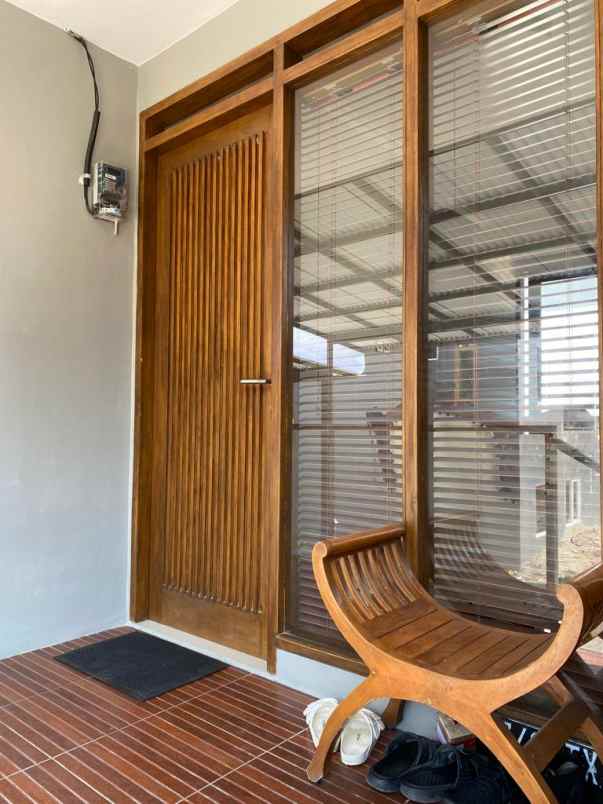 dijual rumah ubud village sariwangi