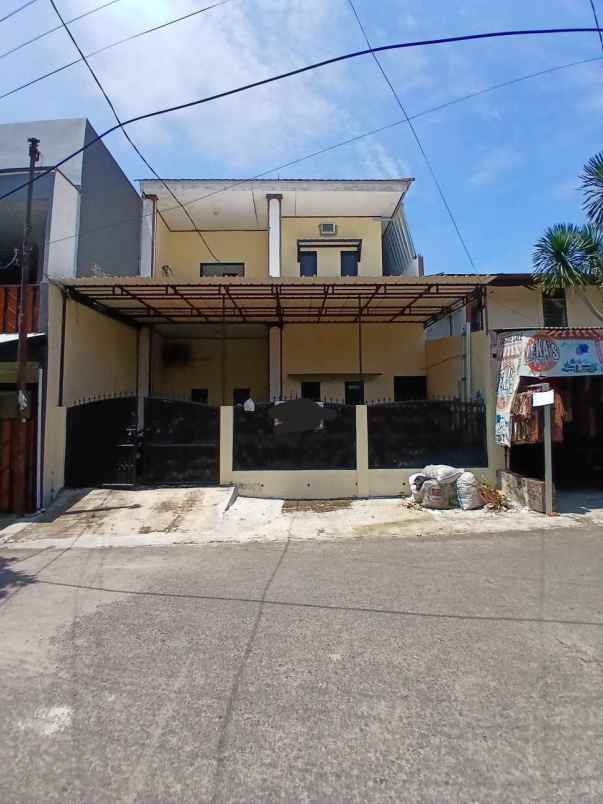 dijual rumah ui