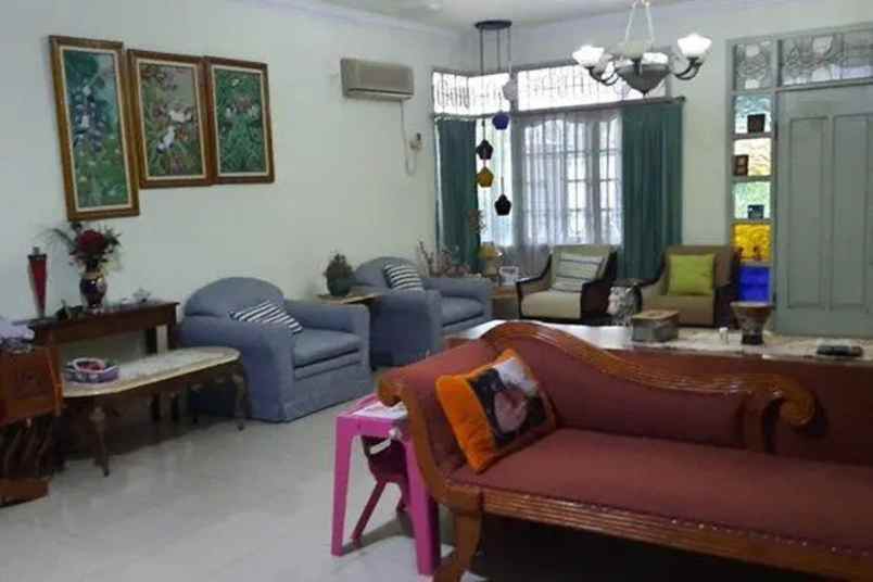 dijual rumah villa bintaro indah